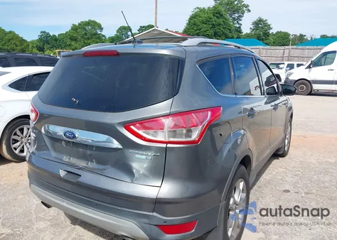 2014 Ford Escape Titanium z USA, uszkodzony, nr VIN 1FMCU9J95EUD30151